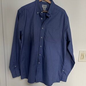 L.L. Bean Men's Casual Navy Button Down Shirt